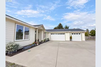 7205 Edge Cliff Dr, Brookings, OR 97415 - Photo 4