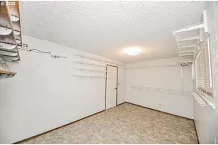 27340 Parkdale Rd, Rainier, OR 97048 - Photo 12