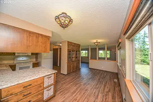 27340 Parkdale Rd, Rainier, OR 97048 - Photo 8