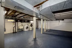1725 N Sumner St, Portland, OR 97217 - Photo 40