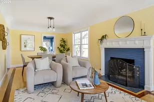 1725 N Sumner St, Portland, OR 97217 - Photo 8