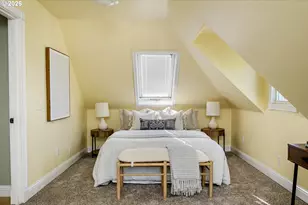 1725 N Sumner St, Portland, OR 97217 - Photo 30