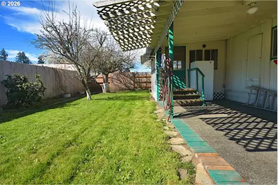 569 S 51st Pl, Springfield, OR 97478 - Photo 26