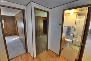 569 S 51st Pl, Springfield, OR 97478 - Photo 18