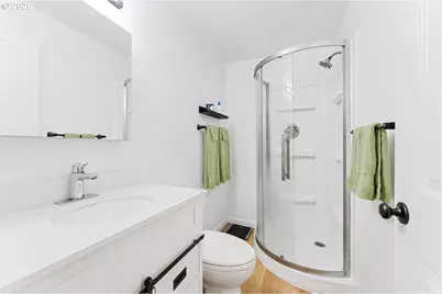 5029 SW Coronado St, Portland, OR 97219 - Photo 14