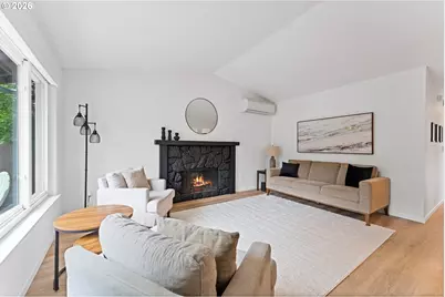 5029 SW Coronado St, Portland, OR 97219 - Photo 6