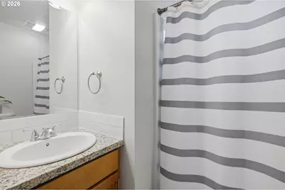 6046 SE 136th Ave, Portland, OR 97236 - Photo 14
