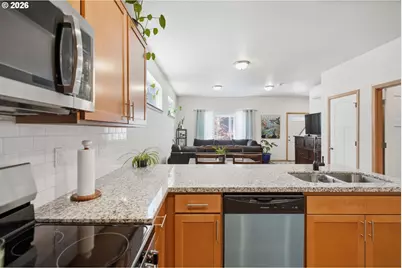 6046 SE 136th Ave, Portland, OR 97236 - Photo 6