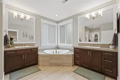 11409 SW Suzanne Pl, Portland, OR 97223 - Photo 34