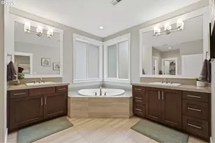 11409 SW Suzanne Pl, Portland, OR 97223 - Photo 34