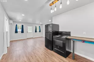 8148 Melqua Rd, Umpqua, OR 97486 - Photo 36