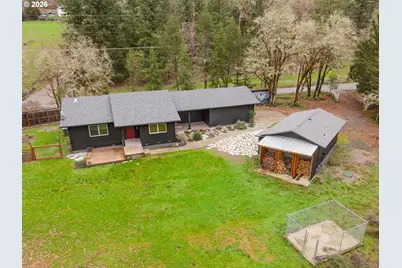 8148 Melqua Rd, Umpqua, OR 97486 - Photo 2