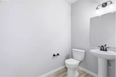 3163 NE 117th Ave, Portland, OR 97220 - Photo 8