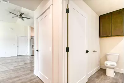127 SW Nye Ave, Pendleton, OR 97801 - Photo 24