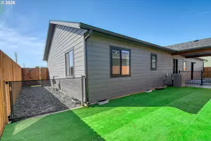 127 SW Nye Ave, Pendleton, OR 97801 - Photo 30