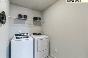 728 Merriott Ln, Woodburn, OR 97071 - Photo 18