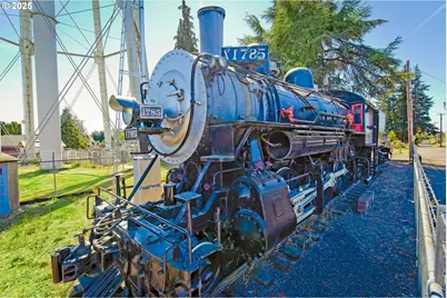 728 Merriott Lane, Woodburn, OR 97071 - Photo 34