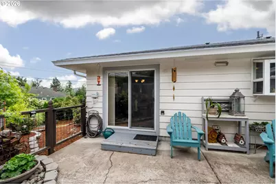 420 Riverview Blvd, Springfield, OR 97477 - Photo 18