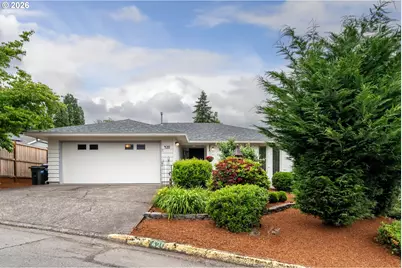 420 Riverview Blvd, Springfield, OR 97477 - Photo 2