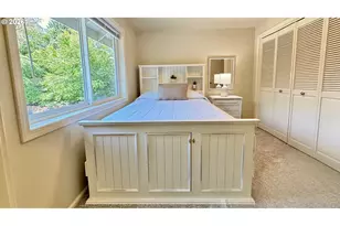 1364 Victorian Way, Eugene, OR 97401 - Photo 22