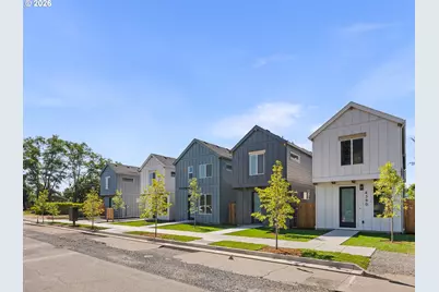 4372 NE Going St, Portland, OR 97218 - Photo 16