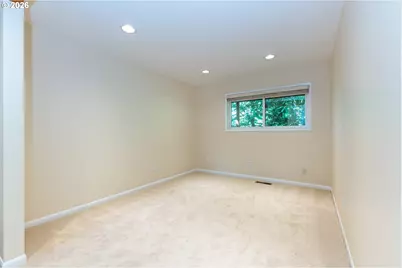3831 SW Canby St, Portland, OR 97219 - Photo 16