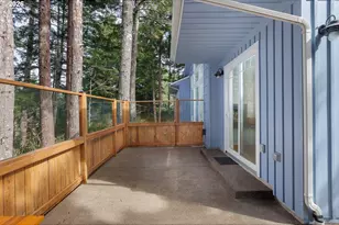 705 NW Highland Cir, Waldport, OR 97394 - Photo 38