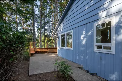 705 NW Highland Cir, Waldport, OR 97394 - Photo 40