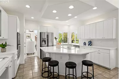 8601 NW Hazeltine St, Portland, OR 97229 - Photo 6