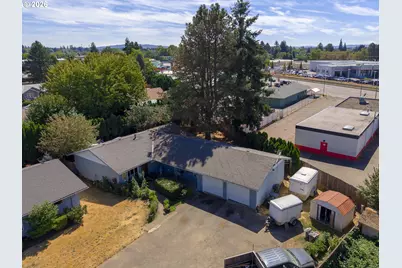 1540 SE Bush C and D St, Hillsboro, OR 97123 - Photo 2