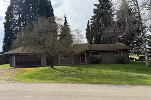 13202 NE Brookside Dr, Aurora, OR 97002 - Photo 1
