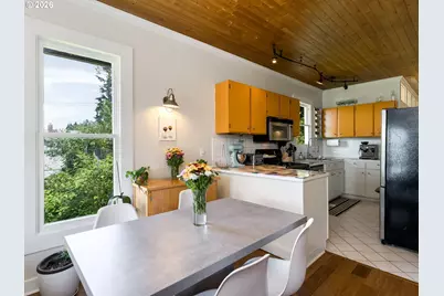 612 Jackson St, Oregon City, OR 97045 - Photo 10