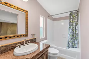 13115 SE Foster Rd, Portland, OR 97236 - Photo 20