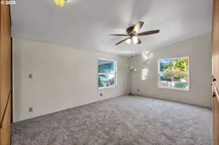 13115 SE Foster Rd, Portland, OR 97236 - Photo 14