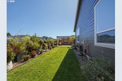 8842 N 3rd Cir, Ridgefield, WA 98642 - Photo 36