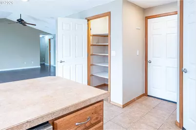 572 Royal Tern Ave, Halsey, OR 97348 - Photo 14
