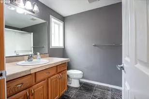 572 Royal Tern Ave, Halsey, OR 97348 - Photo 24