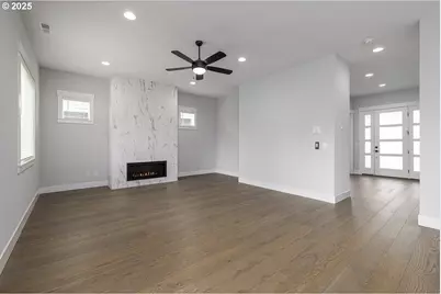 15209 SE Towers Ter, Milwaukie, OR 97267 - Photo 6