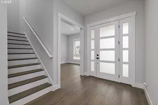 15209 S E Towers Ter, Milwaukie, OR 97267 - Photo 4