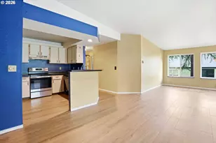 5059 Foothills Dr, Lake Oswego, OR 97034 - Photo 10