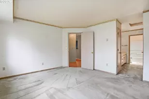 5059 Foothills Dr, Lake Oswego, OR 97034 - Photo 20