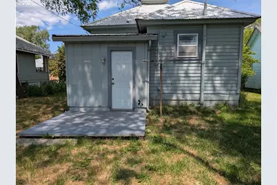 1516 Monroe Ave, La Grande, OR 97850 - Photo 2