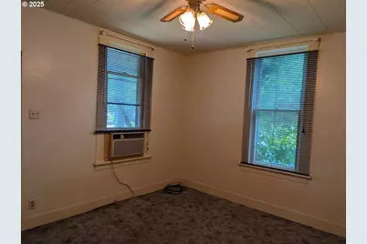 1516 Monroe Ave, La Grande, OR 97850 - Photo 8