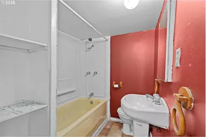 535 NE Knott St, Portland, OR 97212 - Photo 38