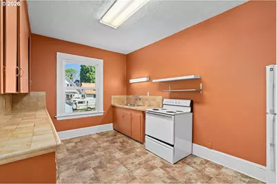 535 NE Knott St, Portland, OR 97212 - Photo 28