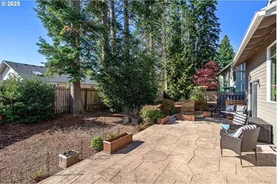 8654 NE Rockspring St, Hillsboro, OR 97006 - Photo 34