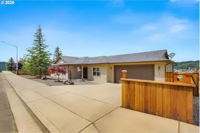 755 Valley Vista St, Sutherlin, OR 97479 - Photo 1