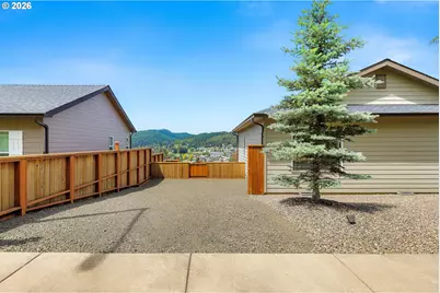 755 Valley Vista St, Sutherlin, OR 97479 - Photo 40