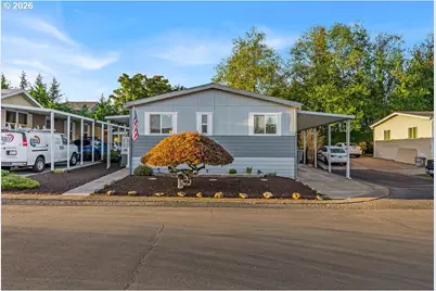 12450 SW Fischer Rd #204, Portland, OR 97224 - Photo 2