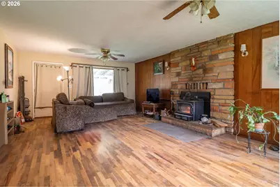 3161 Glenbrook Loop Rd, Riddle, OR 97469 - Photo 8